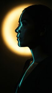 Change_pose_to_profile_shot_closeup_the_bride_is_l_delpmaspu